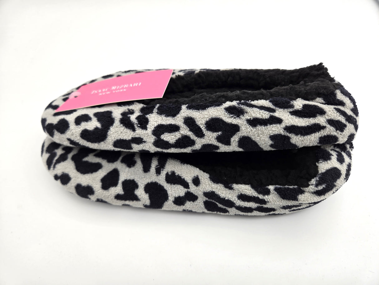 Slippers, Animal Print Size M. 5 x Pack. Travel, Emergency Relief, Shelters.