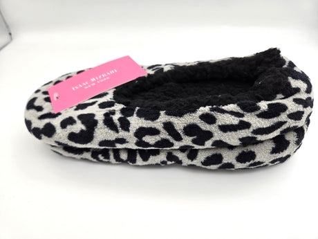 Slippers, Animal Print Size M. 5 x Pack. Travel, Emergency Relief, Shelters.