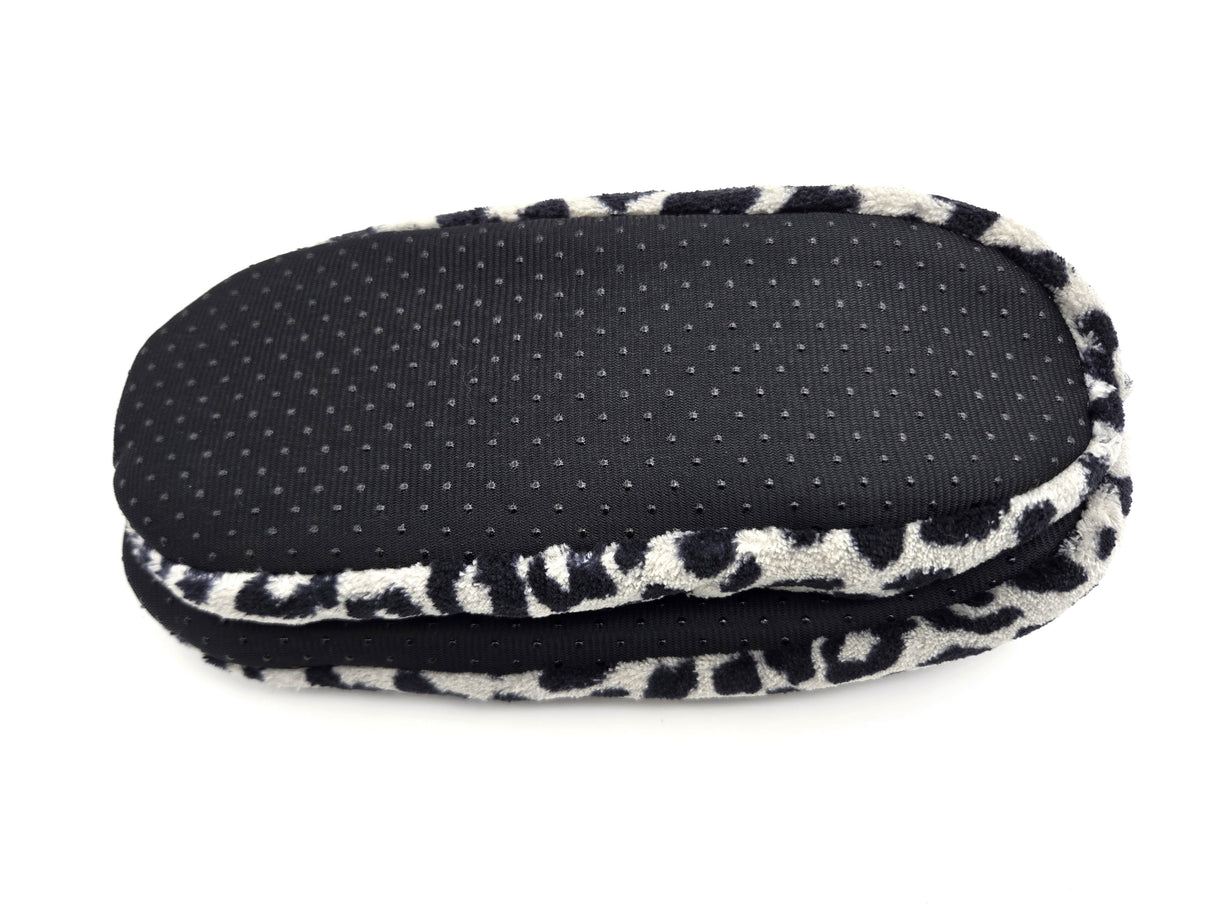 Slippers, Animal Print Size M. 5 x Pack. Travel, Emergency Relief, Shelters.